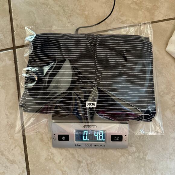 Save Khaki United Striped Polo Golf Shirt Black/Navy Men’s Size M - Picture 7 of 7